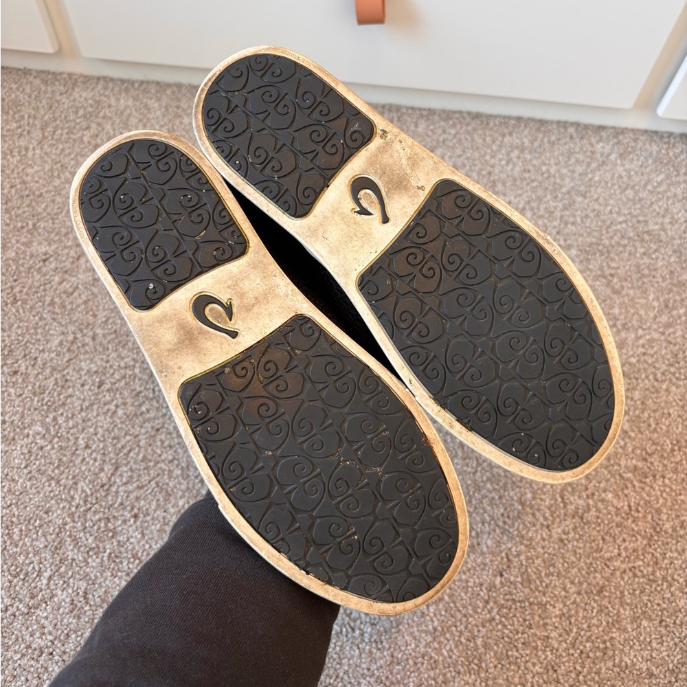 Olukai Pehuea Black Slip On Sneakers - Picture 4 of 5